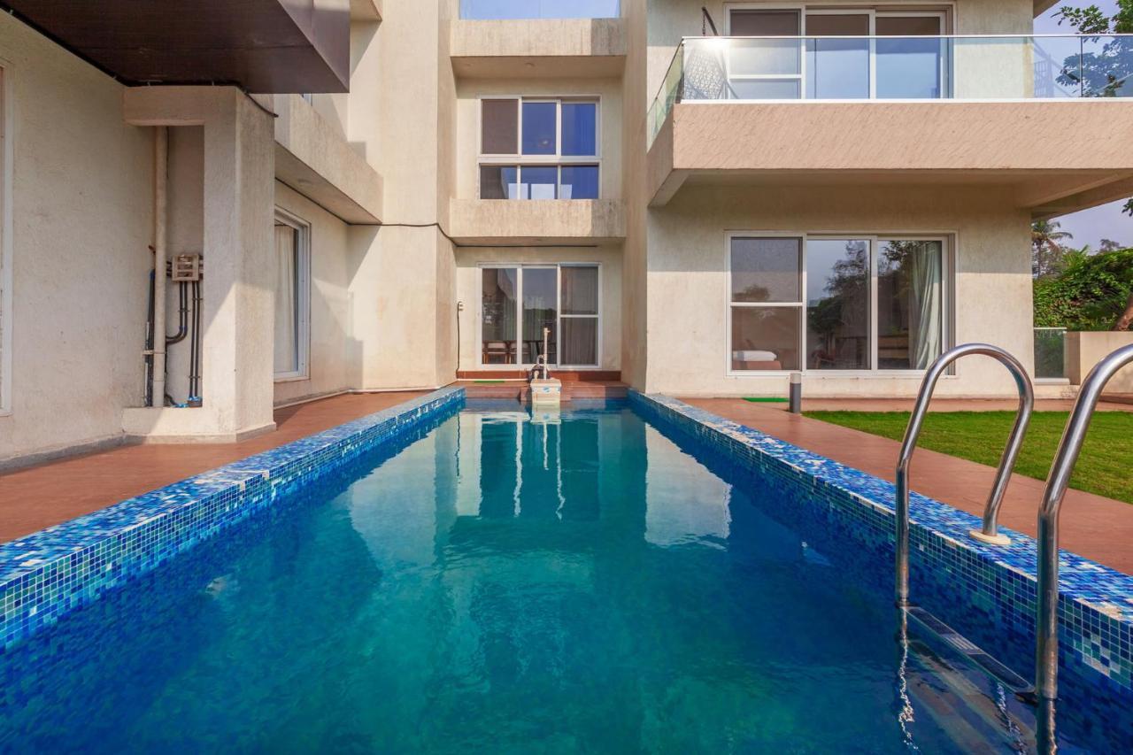 Villa Azul By Stayvista, Offering A Snooker Table, Terrace, Swimming Pool & A Spacious Lawn With A Charming Gazebo For A Perfect Getaway Lonavala Exteriör bild