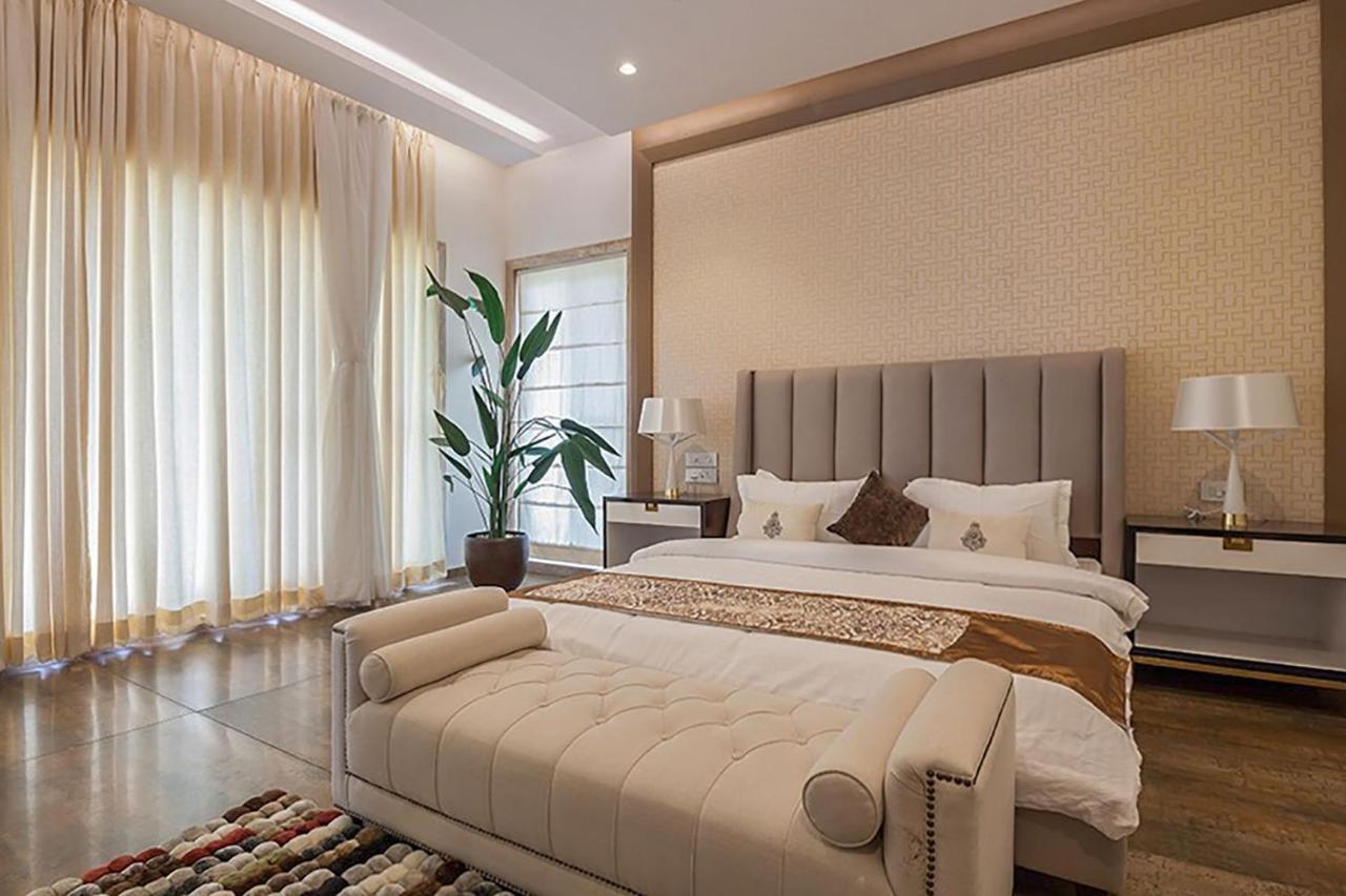 Villa Azul By Stayvista, Offering A Snooker Table, Terrace, Swimming Pool & A Spacious Lawn With A Charming Gazebo For A Perfect Getaway Lonavala Exteriör bild